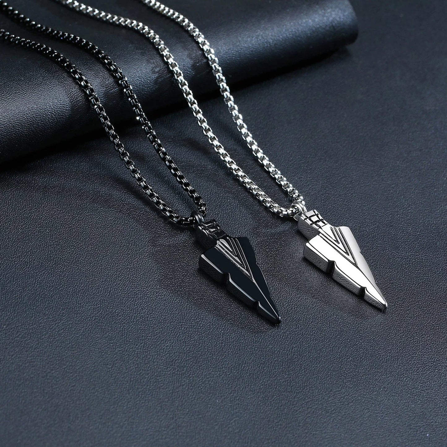 Tribal pijlpunt as-ketting