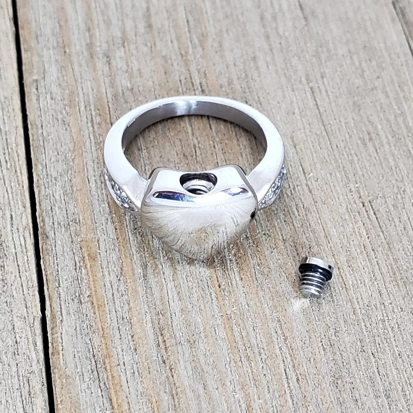 Hart-glas as-ring